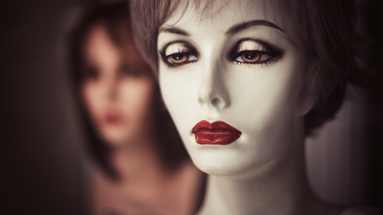 How to Choose the Best Closure Wig for Your Hair Replacement Needs