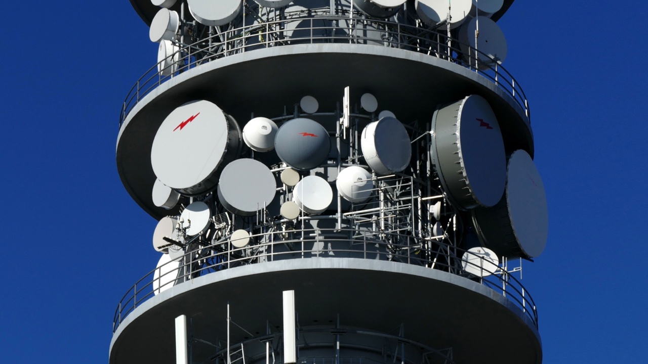 How to Choose the Right Antenna Type for Your Wireless Application